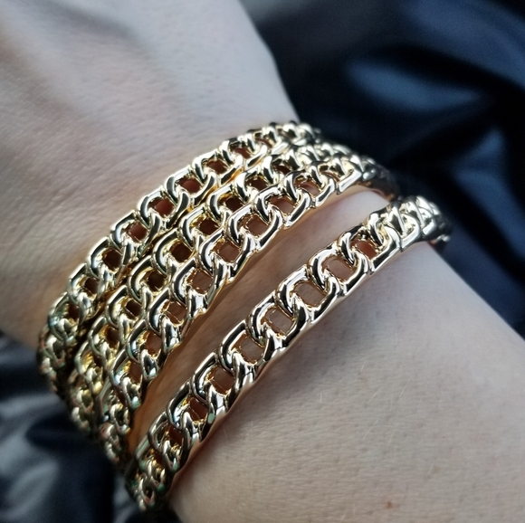 ON TREND CHAIN Silver or Gold Bracelet - Picture 1 of 11